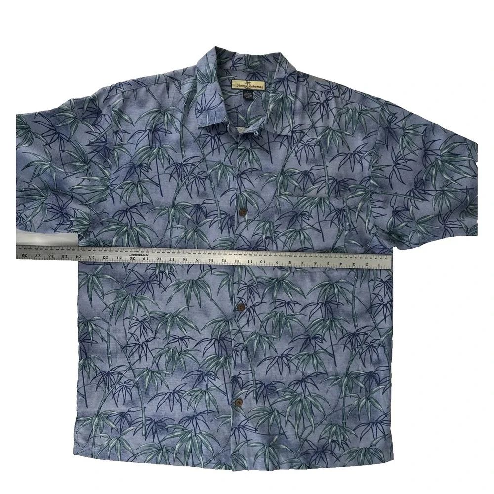 Tommy Bahama Men's Silk‎ Hawaiian Shirt Blue Palm Print Short Sleeve Button-Up M